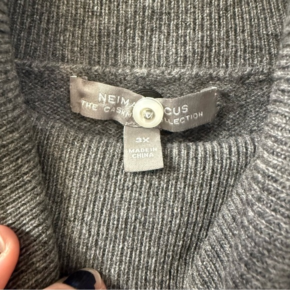 Neiman Marcus Cashmere Turtleneck Sweater Cashmere Collection Size 3X - Picture 2 of 4